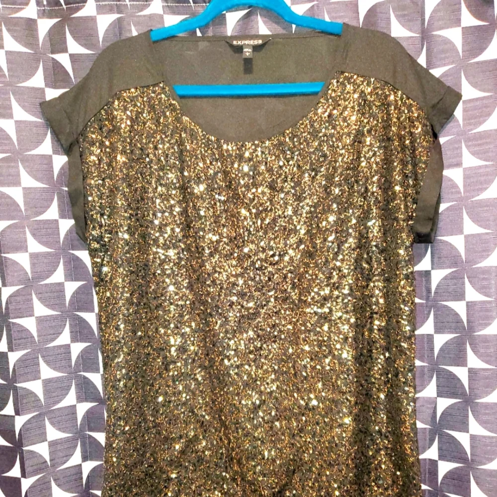 Express Top - Picture 1 of 3